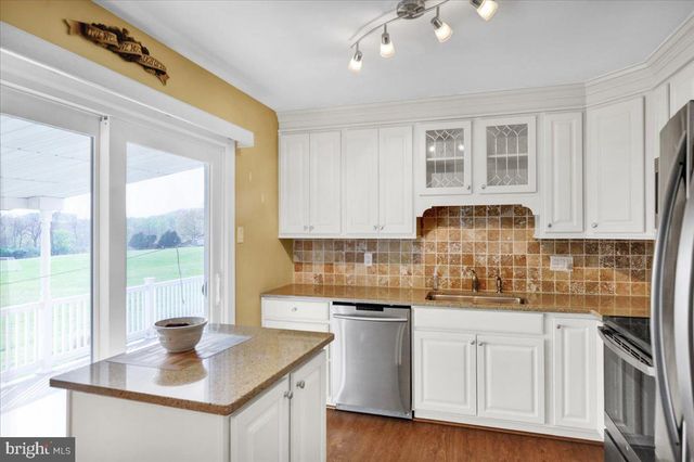 112 BROWN ST, Reading, PA 19606