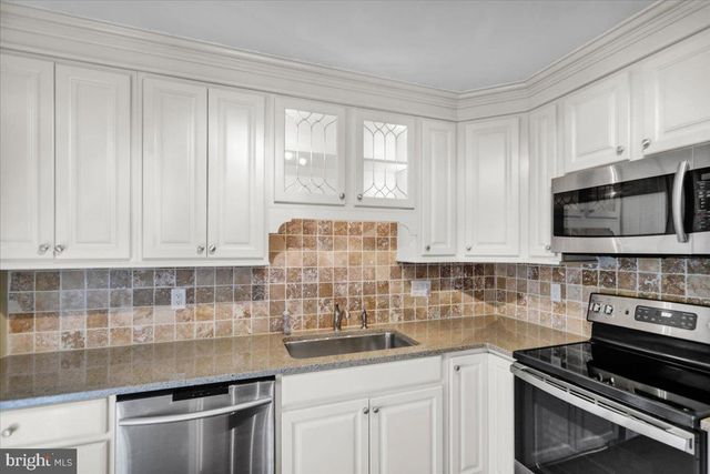 112 BROWN ST, Reading, PA 19606