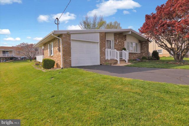 112 BROWN ST, Reading, PA 19606