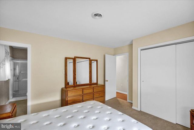 112 BROWN ST, Reading, PA 19606