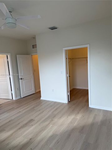1455 SE 26th Ave, Homestead, FL 33035