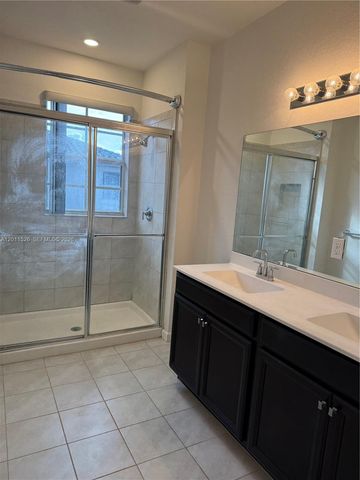 1455 SE 26th Ave, Homestead, FL 33035