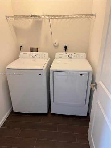 1455 SE 26th Ave, Homestead, FL 33035