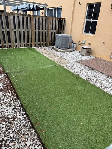 1455 SE 26th Ave, Homestead, FL 33035