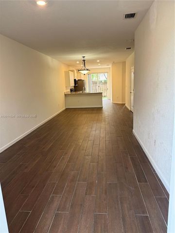 1455 SE 26th Ave, Homestead, FL 33035