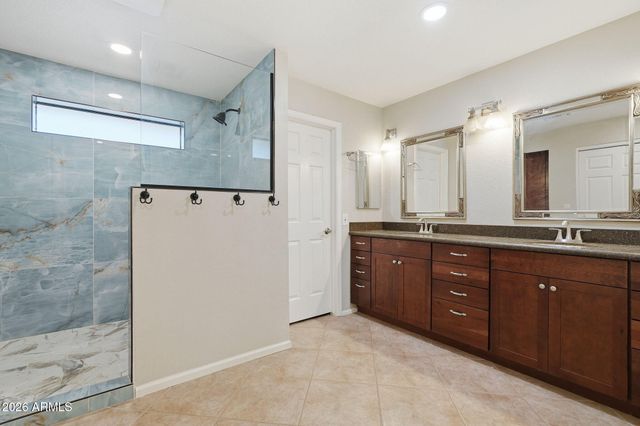 1906 E CAROLINE Lane, Tempe, AZ 85284