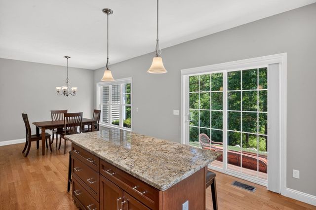26 Boatwrights Loop, Plymouth, MA 02360
