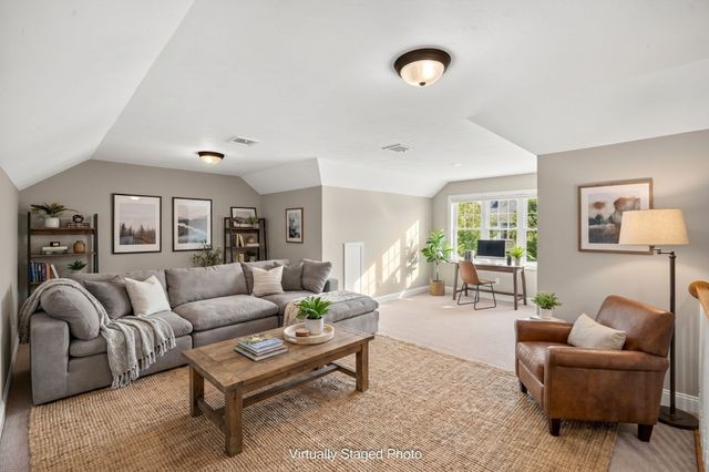 26 Boatwrights Loop, Plymouth, MA 02360