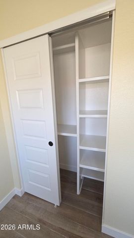 7141 N 47TH Avenue, Glendale, AZ 85301