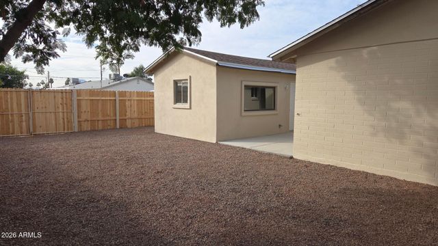 7141 N 47TH Avenue, Glendale, AZ 85301