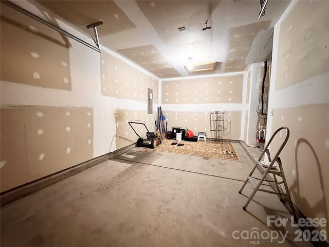 9642 Hanberry Boulevard, Charlotte, NC 28213