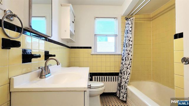 409 Market 2, Elmwood Park, NJ 07407