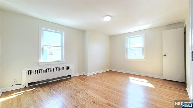 409 Market 2, Elmwood Park, NJ 07407