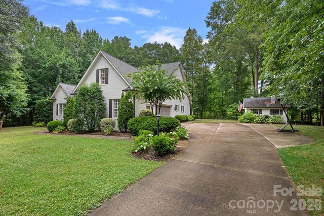 611 Pacer Lane, Marvin, NC 28173
