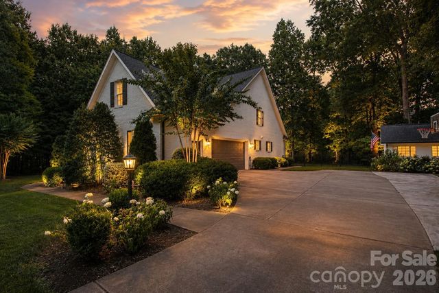 611 Pacer Lane, Marvin, NC 28173