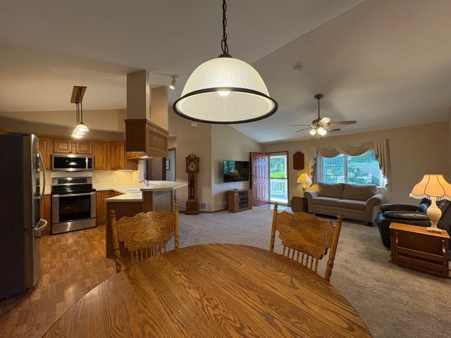 4560 Whittington Drive, Groveport, OH 43125