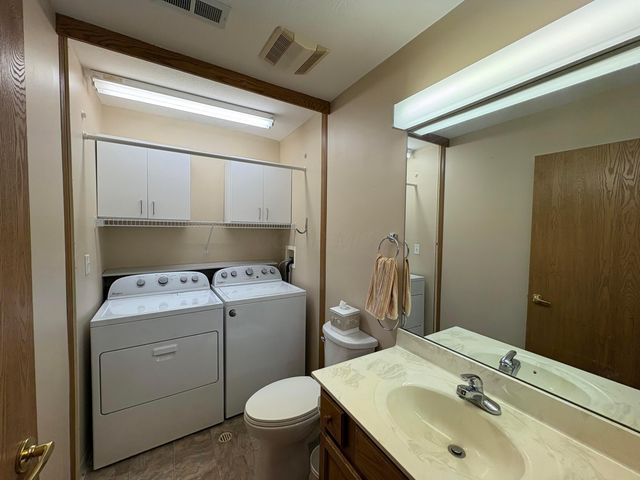 4560 Whittington Drive, Groveport, OH 43125