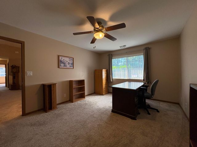 4560 Whittington Drive, Groveport, OH 43125