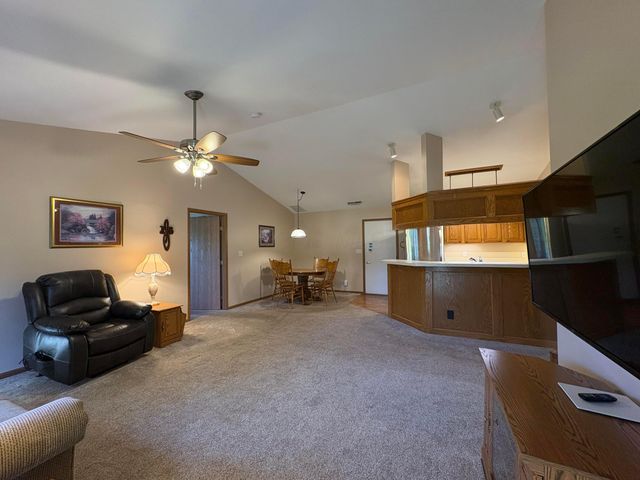 4560 Whittington Drive, Groveport, OH 43125