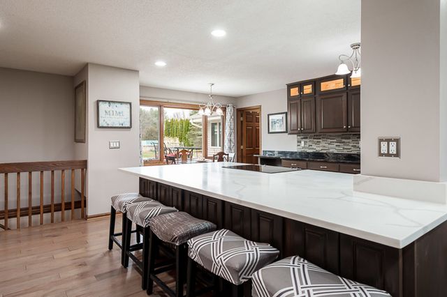 2412 SQUAW PRAIRIE Road, Belvidere, IL 61008