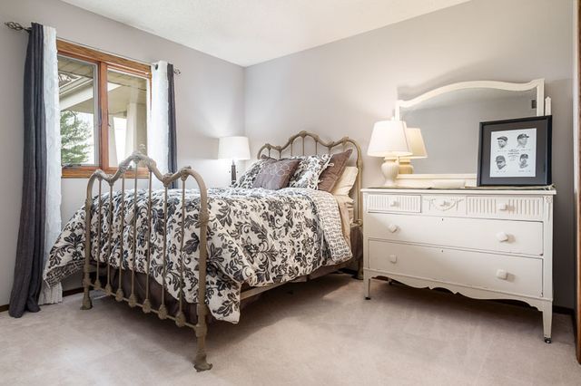 2412 SQUAW PRAIRIE Road, Belvidere, IL 61008