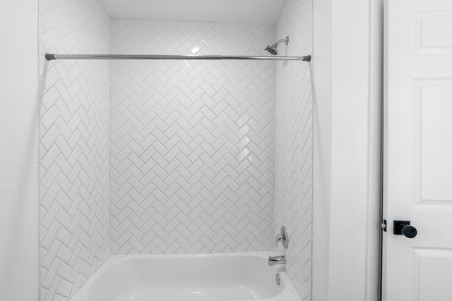 2131 Counter Point Drive, Houston, TX 77055