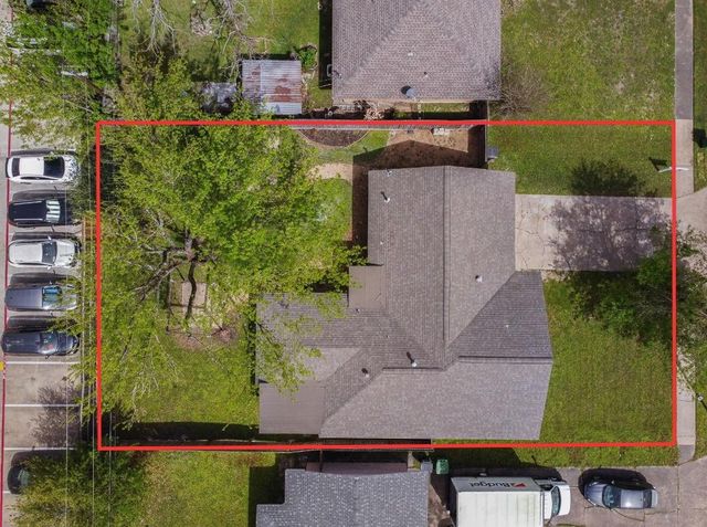 2131 Counter Point Drive, Houston, TX 77055