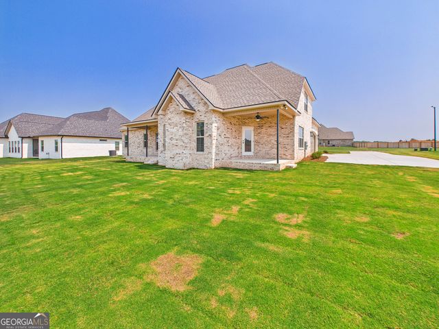 119 Pridgen Pass, Perry, GA 31069