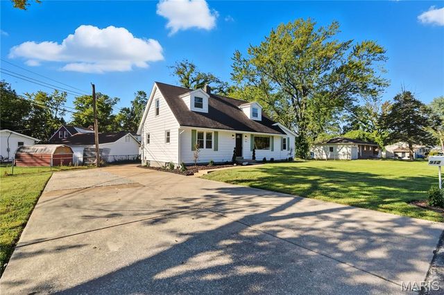 912 Burgos Street, Spanish Lake, MO 63138