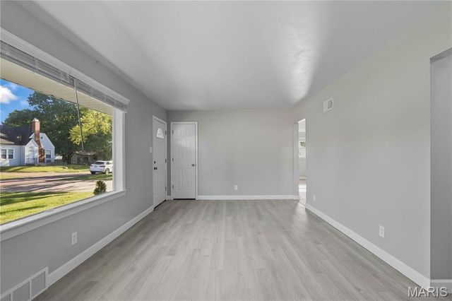 912 Burgos Street, Spanish Lake, MO 63138