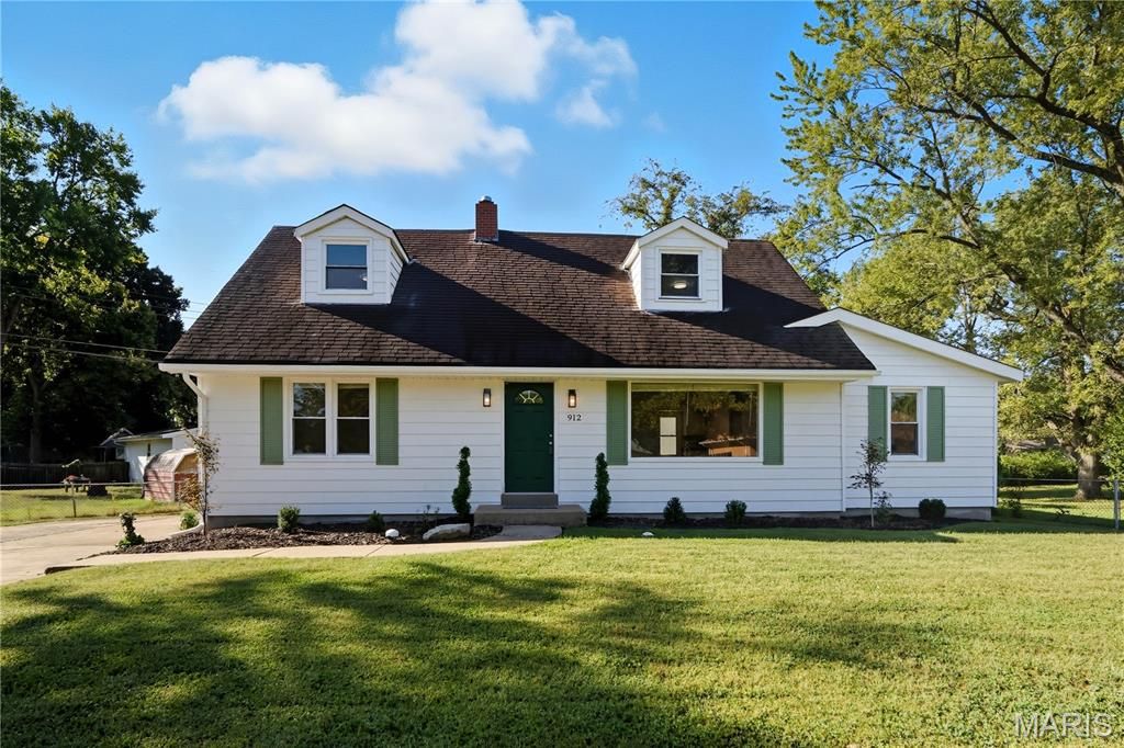 912 Burgos Street, Spanish Lake, MO 63138
