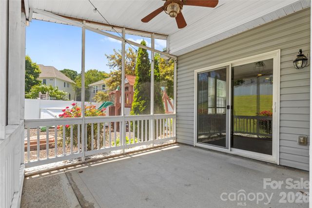 159 E Warfield Drive, Mooresville, NC 28115