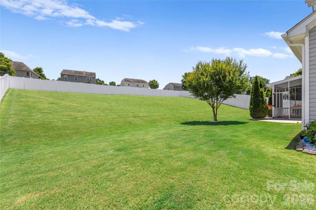 159 E Warfield Drive, Mooresville, NC 28115