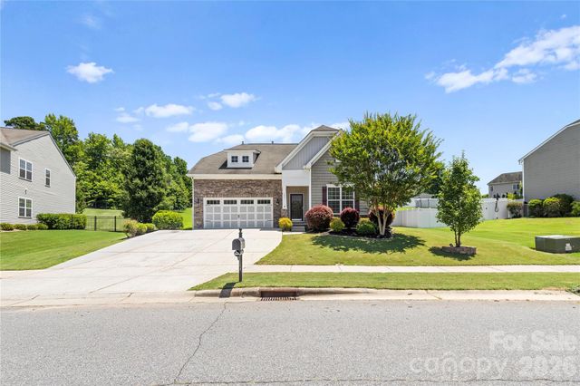 159 E Warfield Drive, Mooresville, NC 28115