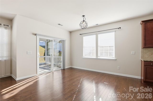 159 E Warfield Drive, Mooresville, NC 28115