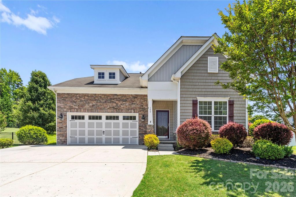 159 E Warfield Drive, Mooresville, NC 28115