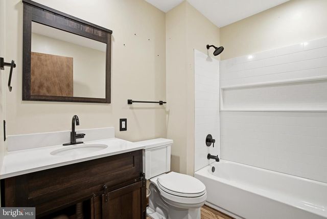 3 UPPER BANK DR, Chadds Ford, PA 19317