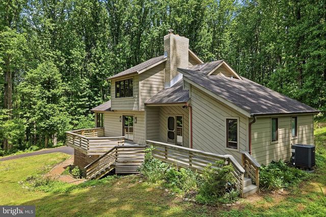 3 UPPER BANK DR, Chadds Ford, PA 19317