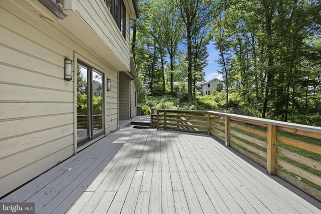 3 UPPER BANK DR, Chadds Ford, PA 19317
