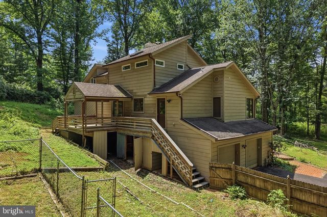 3 UPPER BANK DR, Chadds Ford, PA 19317