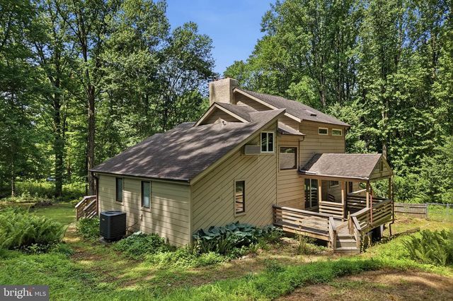 3 UPPER BANK DR, Chadds Ford, PA 19317