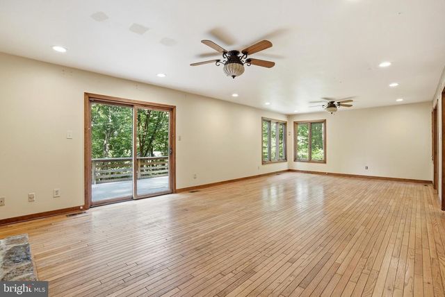 3 UPPER BANK DR, Chadds Ford, PA 19317