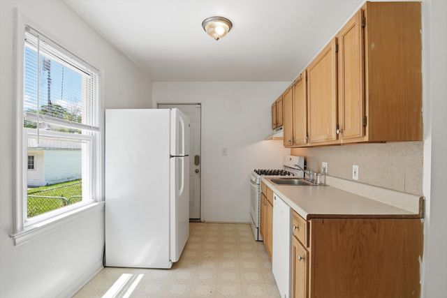 3432 Woodside Street, Dearborn, MI 48124