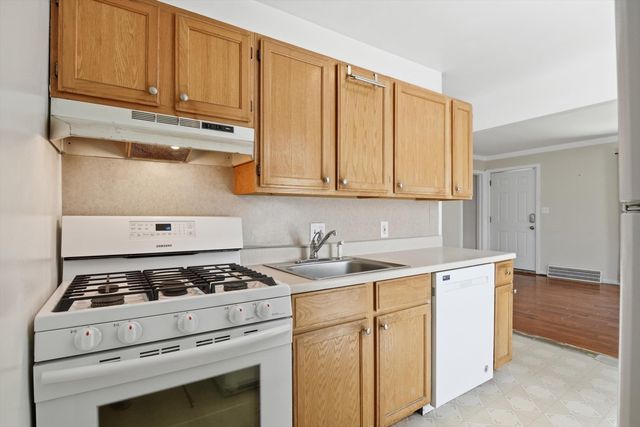 3432 Woodside Street, Dearborn, MI 48124
