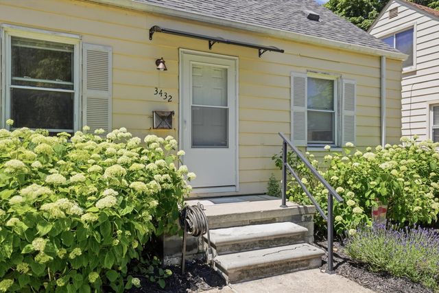 3432 Woodside Street, Dearborn, MI 48124