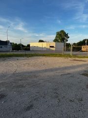 2815 E 23RD Street, Kansas City, MO 64127