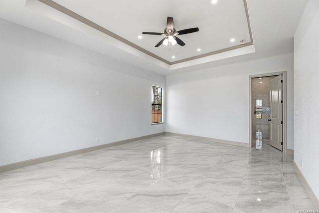 8220 Alton Blvd, Selma, TX 78154