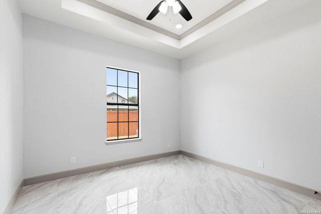 8220 Alton Blvd, Selma, TX 78154