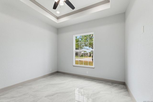 8220 Alton Blvd, Selma, TX 78154