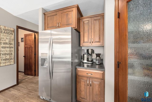 4308 S Vista Park Ave Avenue, Sioux Falls, SD 57106